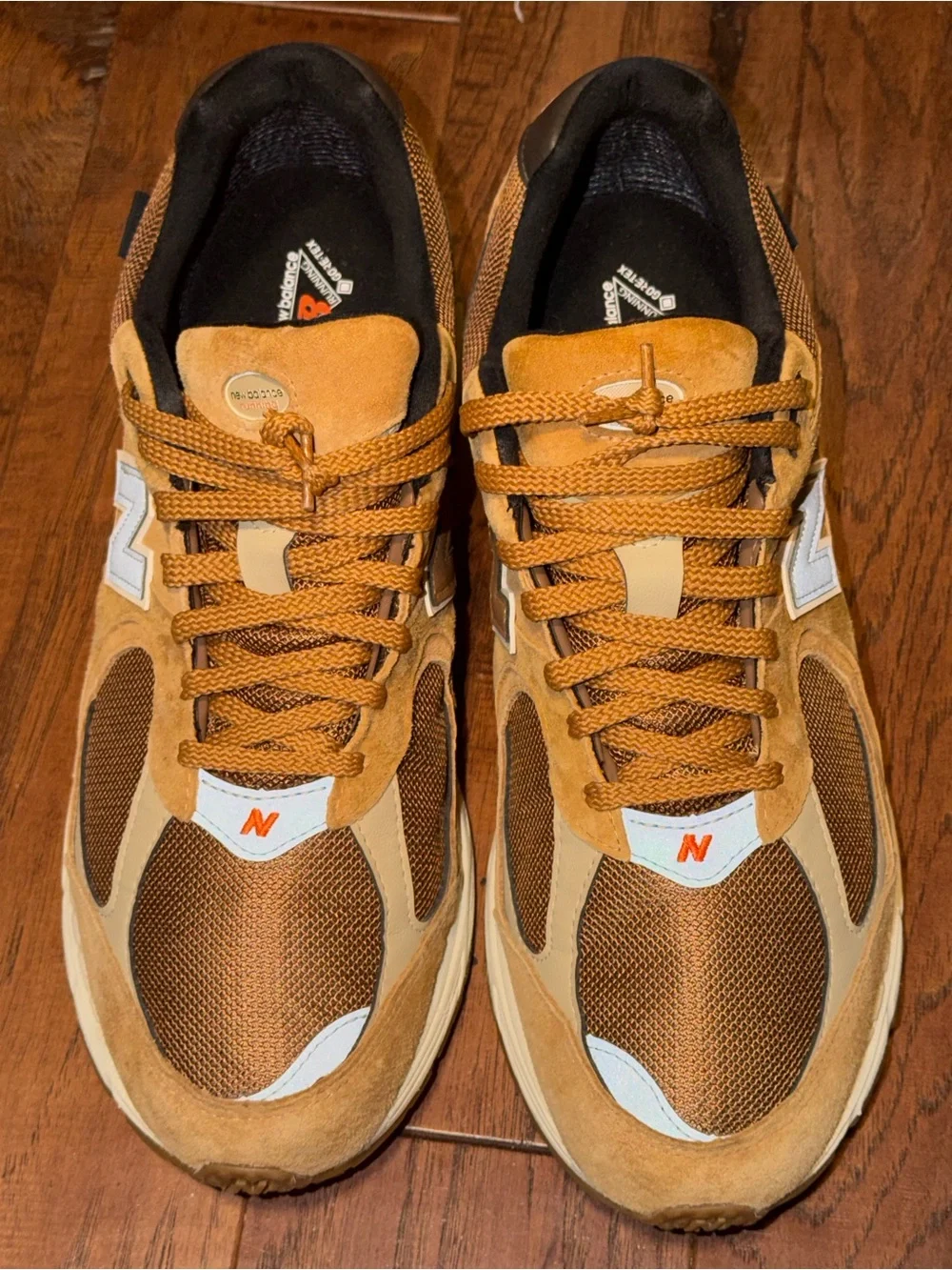 New Balance 2002R GORE-TEX Tobacco